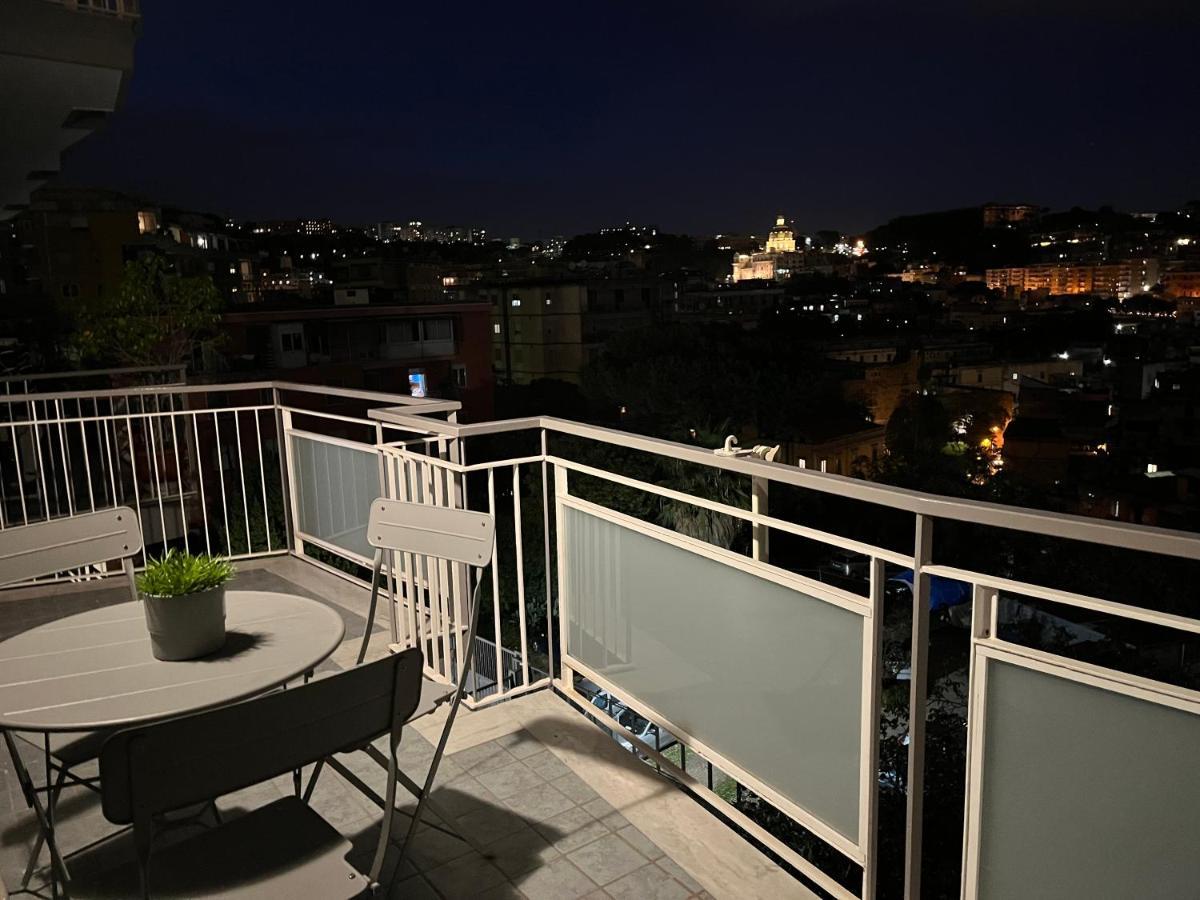 Balcony House Apartment Napoli Exterior foto